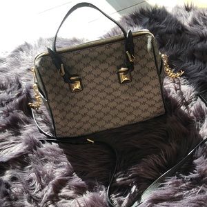 Authentic Michael Kors Bag. Like new. Grey and black with gold hardware